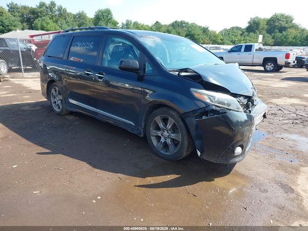 2016 TOYOTA SIENNA SE 8 PASSENGER — I1