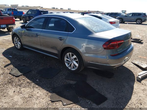 2018 VOLKSWAGEN PASSAT 2.0T SE — I3