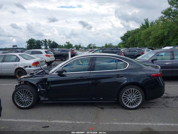 2017 ALFA ROMEO GIULIA TI AWD