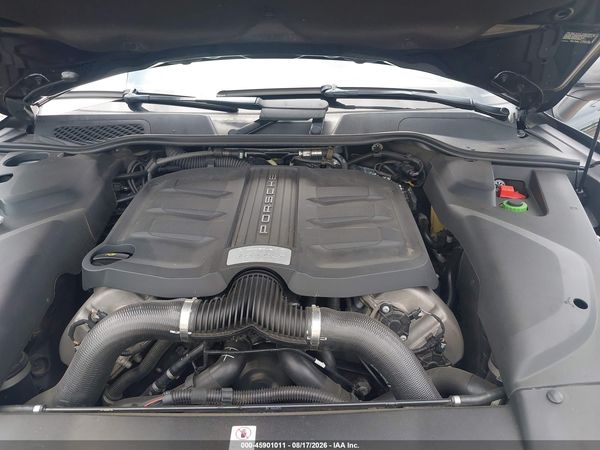 2017 PORSCHE CAYENNE S