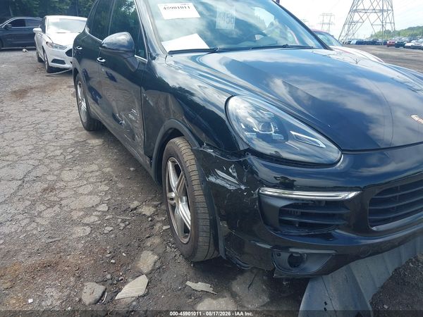 2017 PORSCHE CAYENNE S