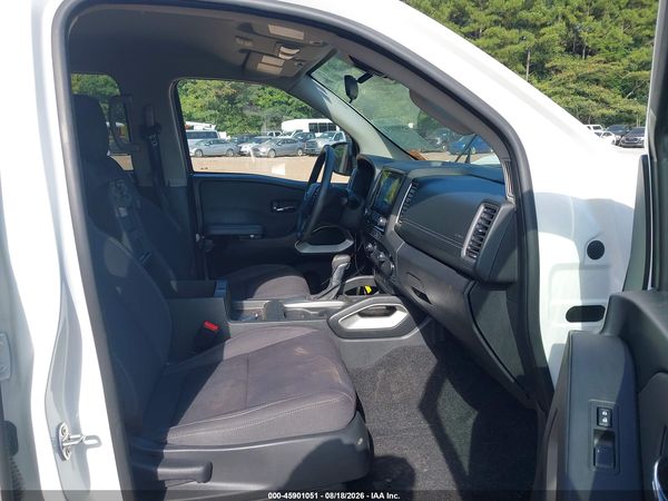 2024 NISSAN FRONTIER SV 4X2 — I5
