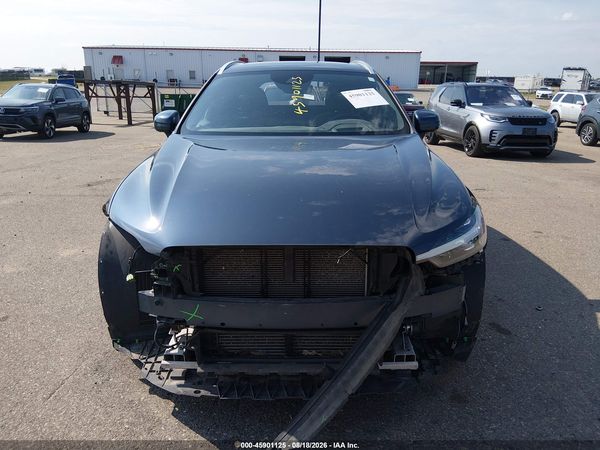 2021 VOLVO XC60 T5 MOMENTUM