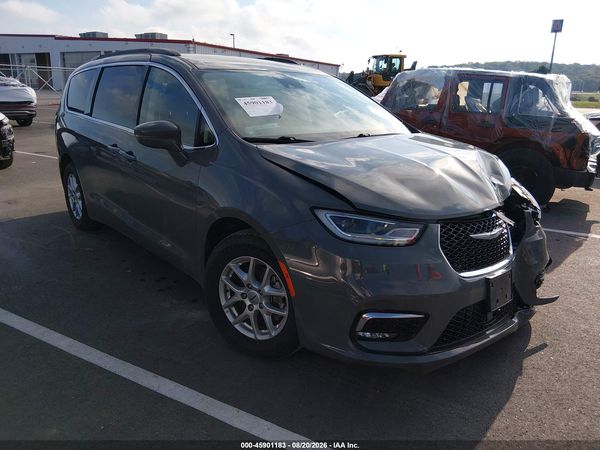 2022 CHRYSLER PACIFICA TOURING L — I1