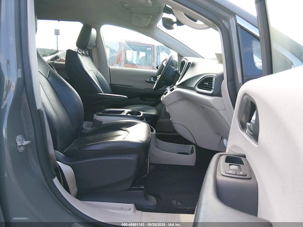 2022 CHRYSLER PACIFICA — I5