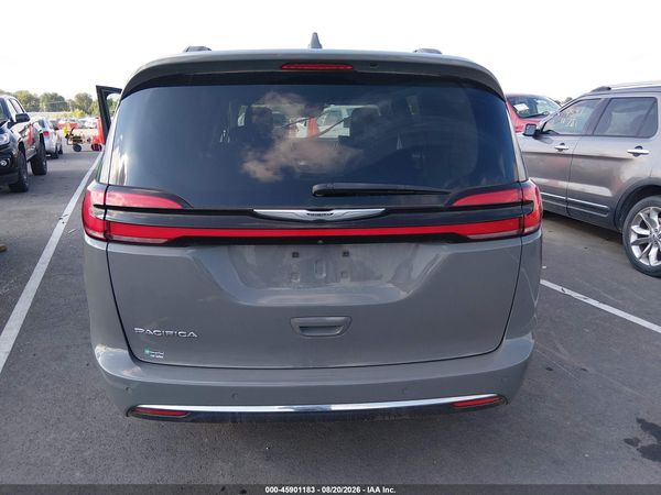 2022 CHRYSLER PACIFICA TOURING L — I119