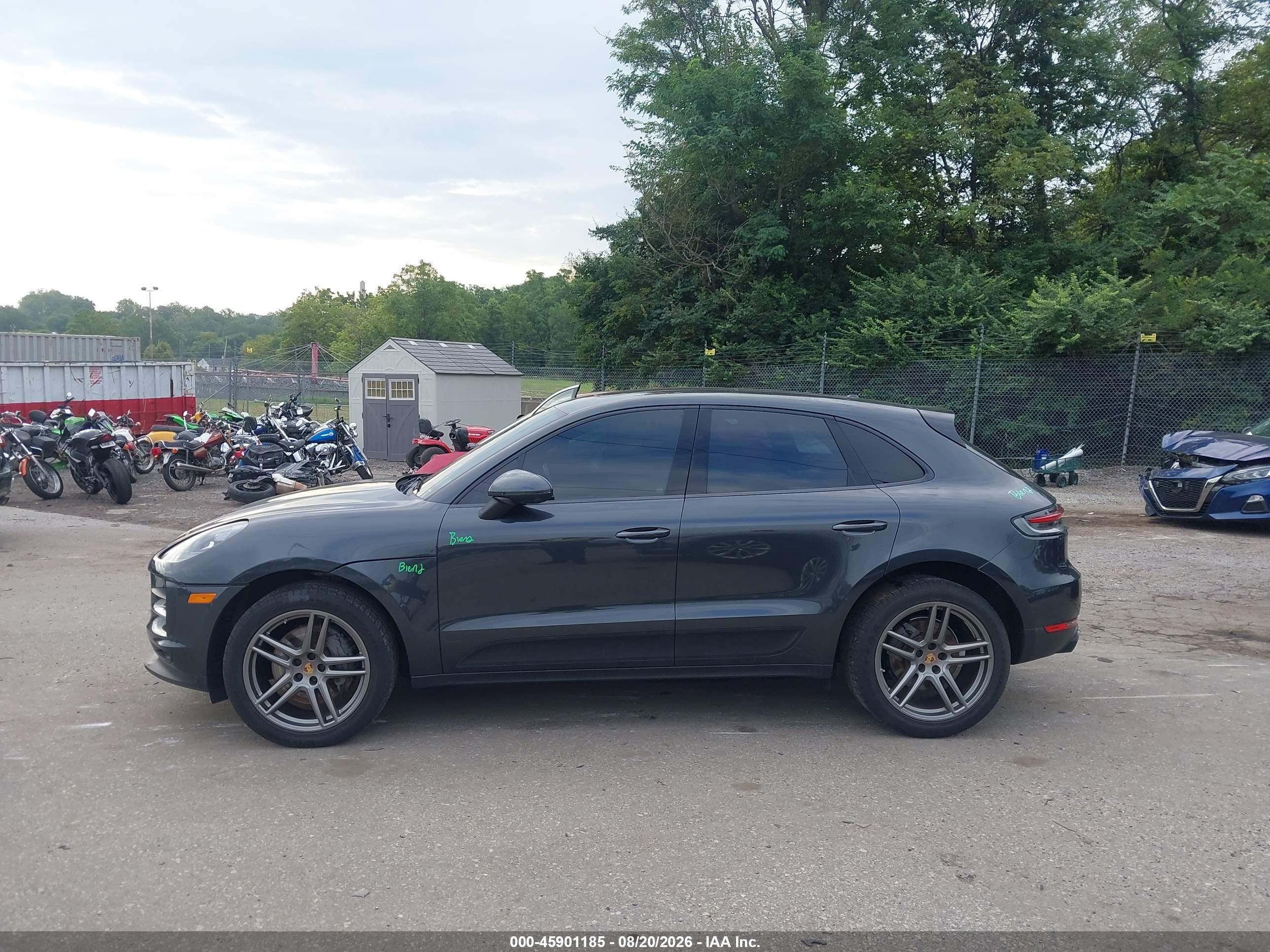2020 PORSCHE MACAN S