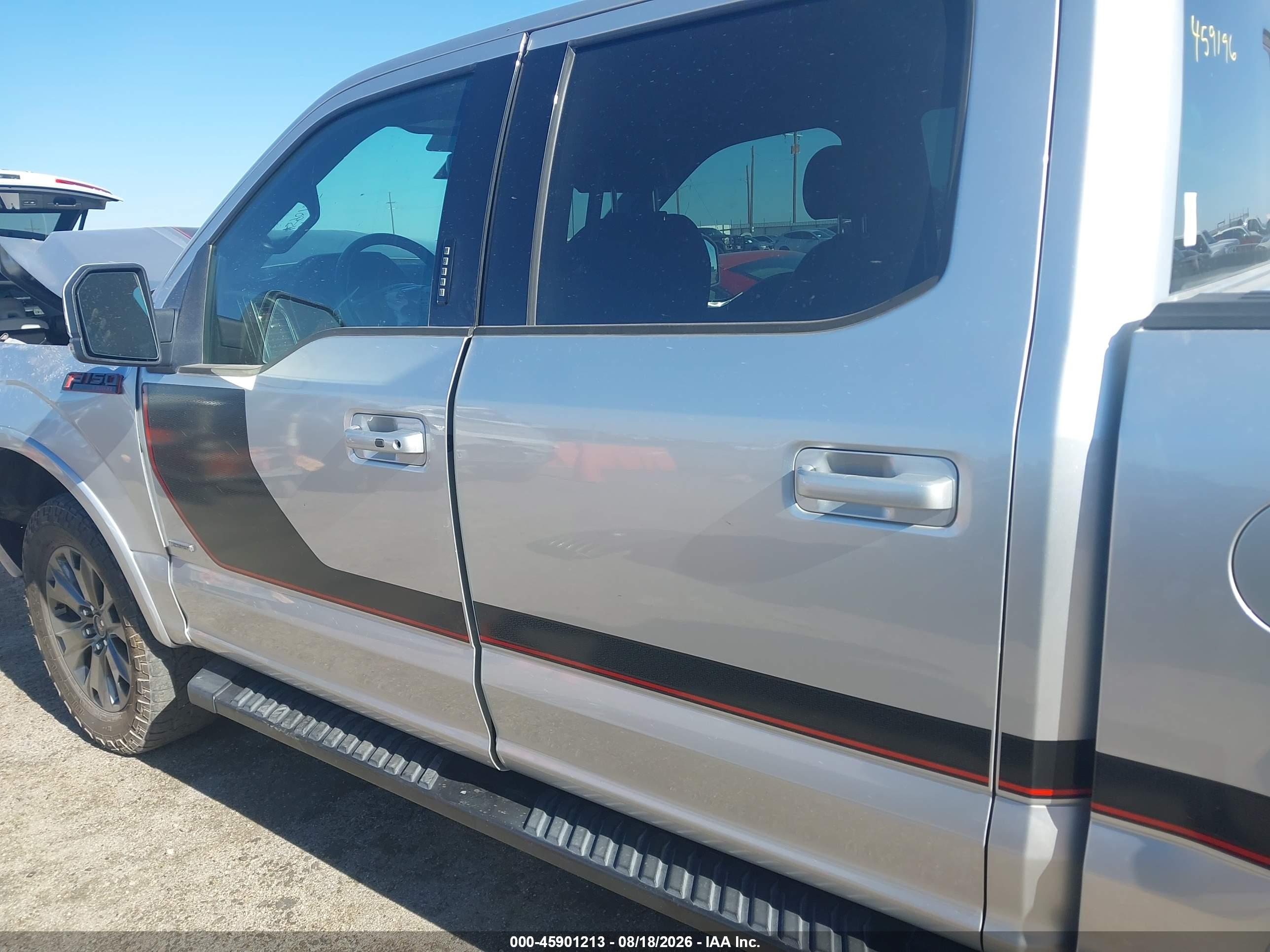 2017 FORD F-150 LARIAT
