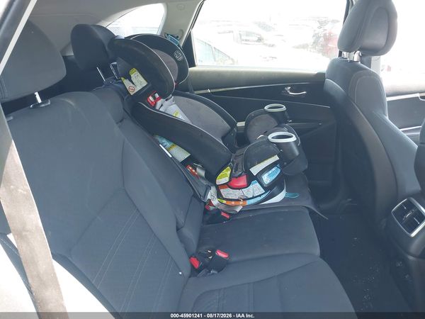 2016 KIA SORENTO 2.4L LX