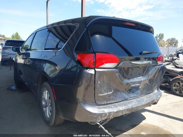 2018 CHRYSLER PACIFICA TOURING PLUS — I3
