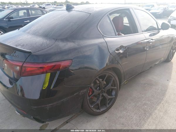 2021 ALFA ROMEO GIULIA TI RWD