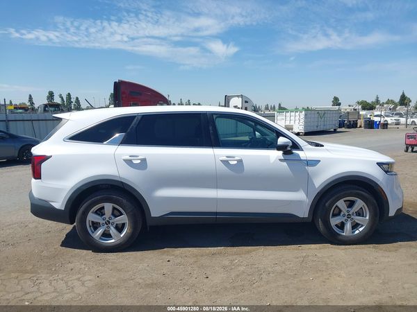 2022 KIA SORENTO LX