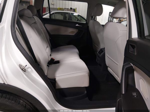 2019 VOLKSWAGEN TIGUAN — I8
