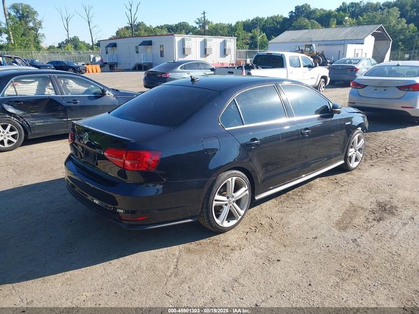 2017 VOLKSWAGEN JETTA GLI — I4