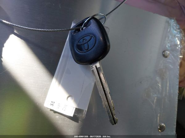 2015 TOYOTA SIENNA LE 8 PASSENGER