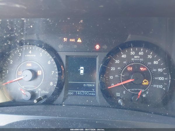 2015 TOYOTA SIENNA LE 8 PASSENGER