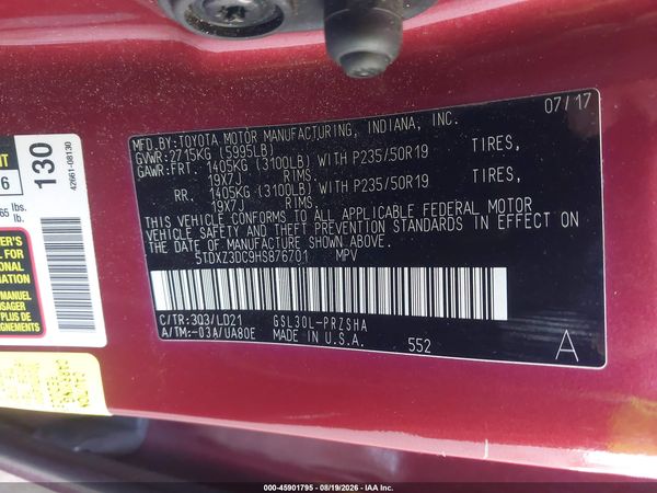 2017 TOYOTA SIENNA SE 8 PASSENGER — I9