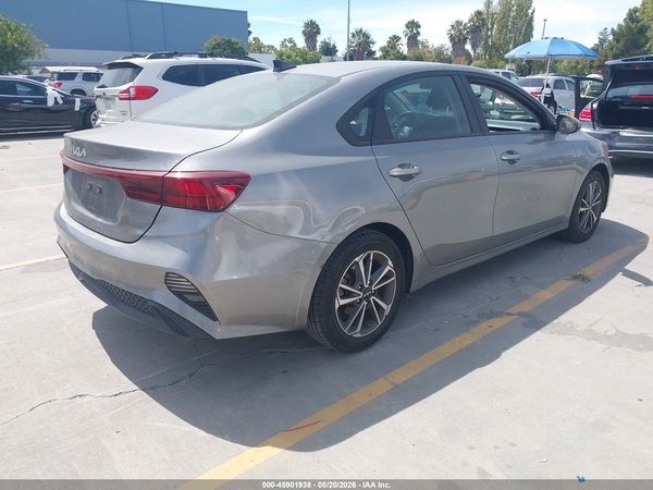 2023 KIA FORTE LXS