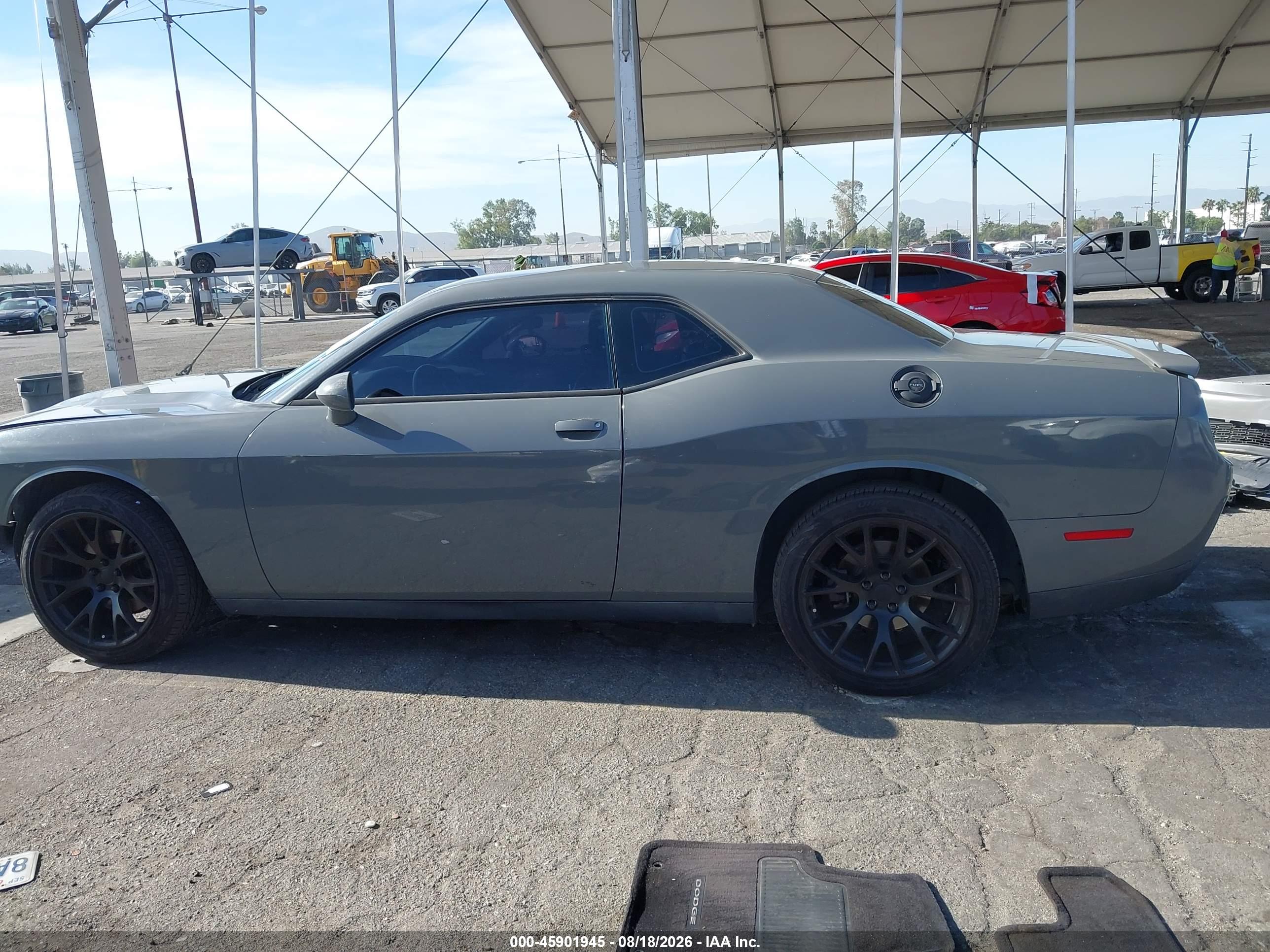2017 DODGE CHALLENGER SXT