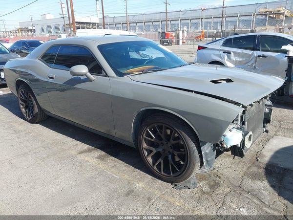 2017 DODGE CHALLENGER SXT