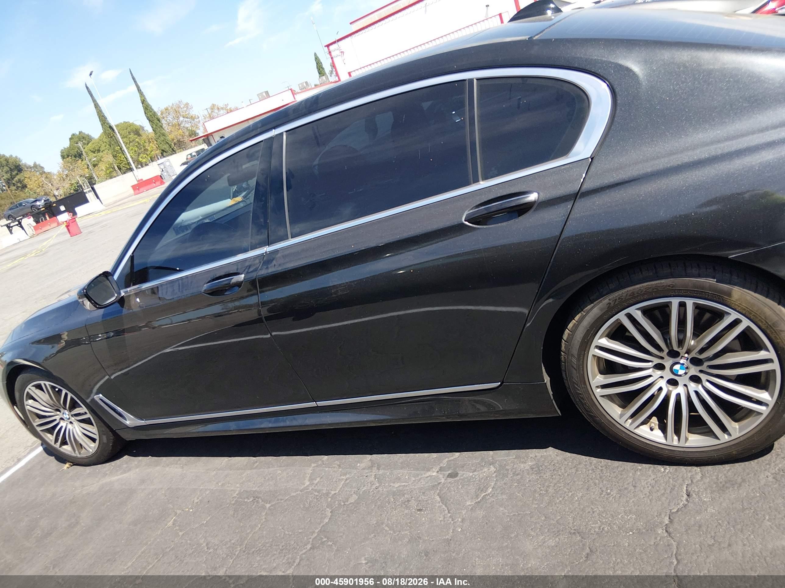 2019 BMW 740I