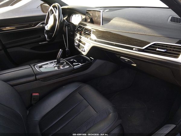 2019 BMW 740I