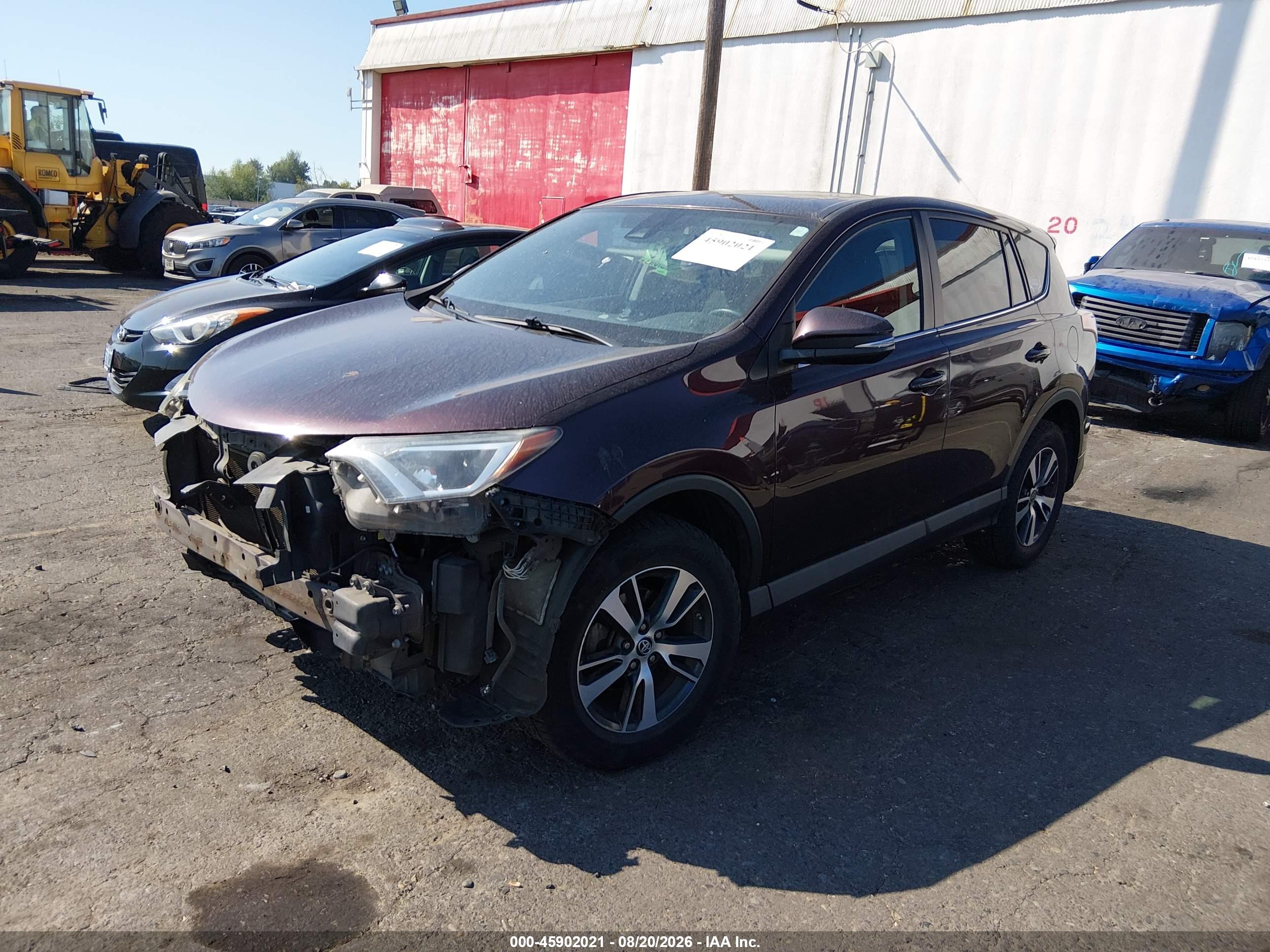 2018 TOYOTA RAV4 XLE — I2