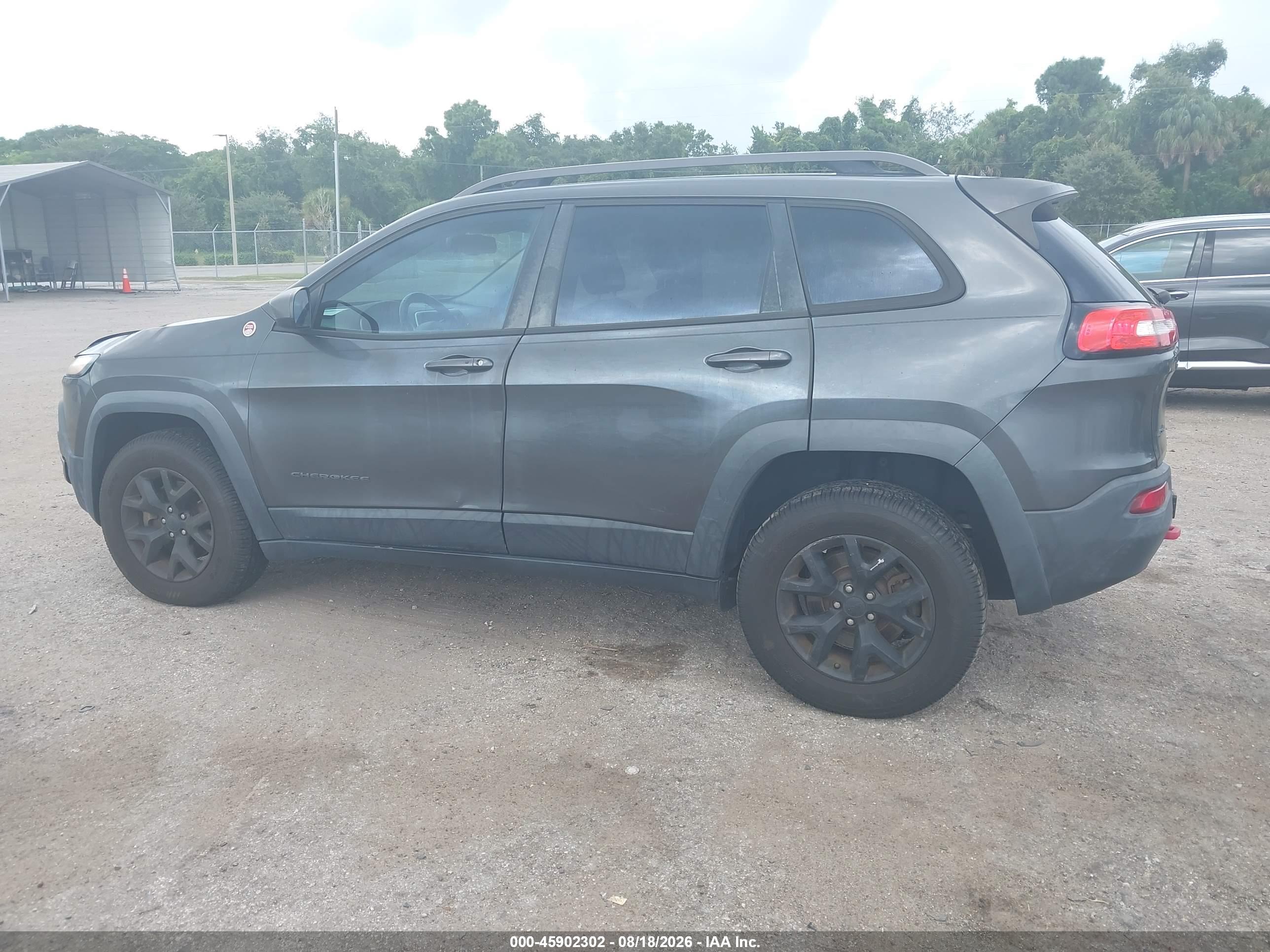2016 JEEP CHEROKEE TRAILHAWK