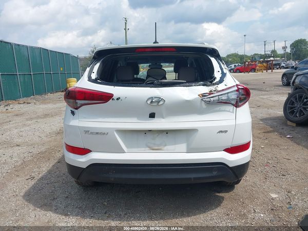 2017 HYUNDAI TUCSON SE