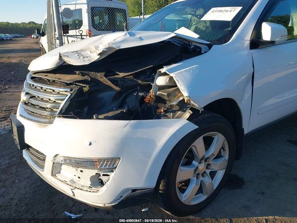 2017 CHEVROLET TRAVERSE LT — I13