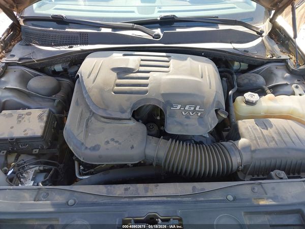 2016 CHRYSLER 300 LIMITED