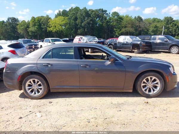 2016 CHRYSLER 300 LIMITED