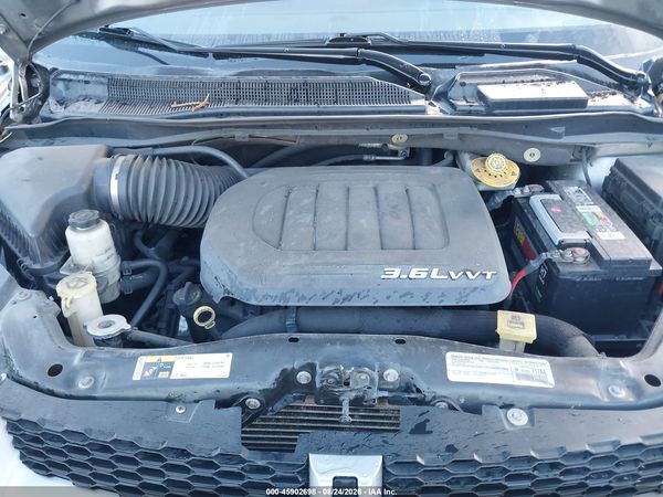 2015 DODGE GRAND CARAVAN R/T — I10