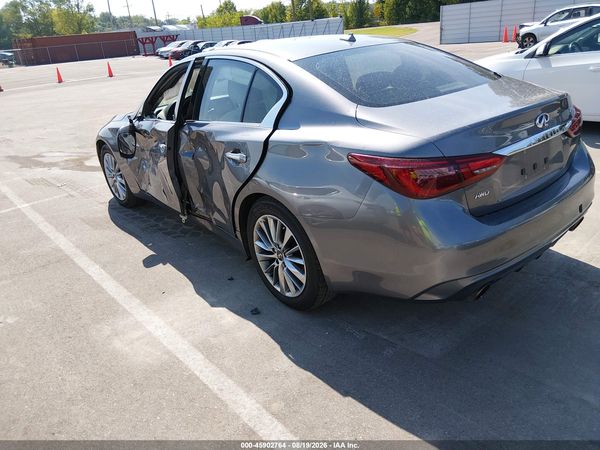 2018 INFINITI Q50 2.0T LUXE