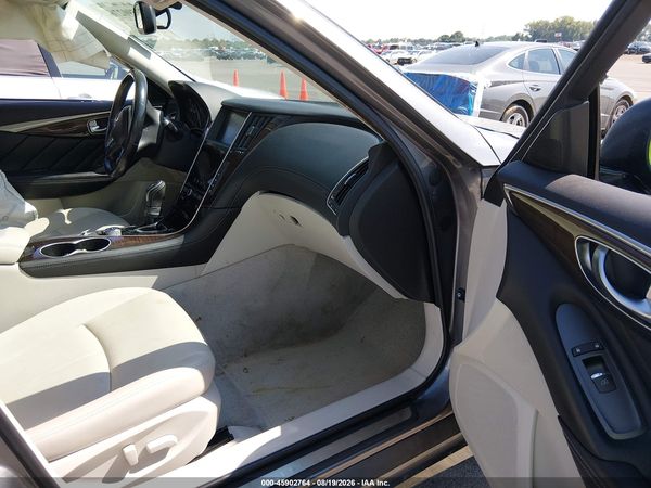 2018 INFINITI Q50 2.0T LUXE