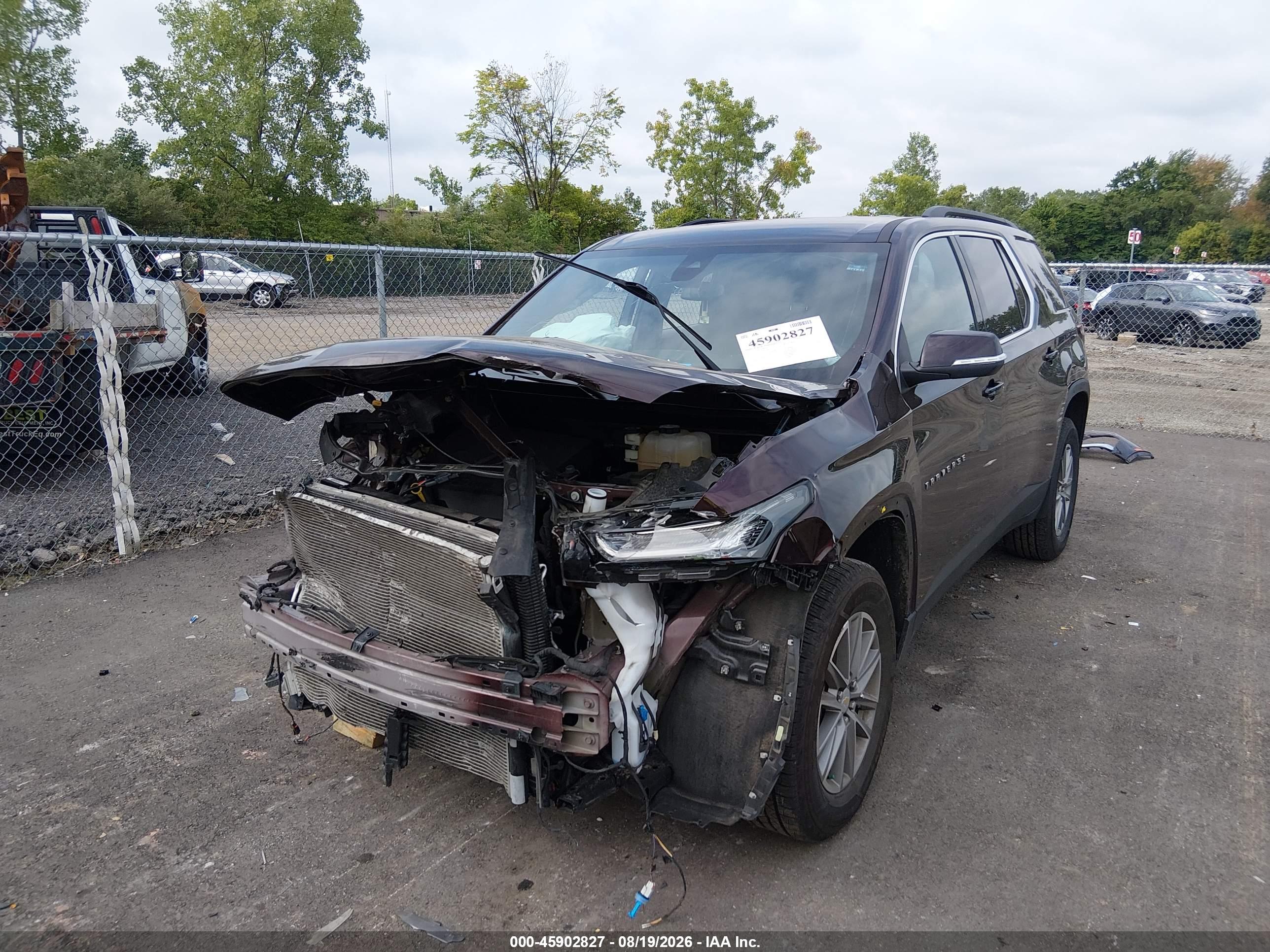 2023 CHEVROLET TRAVERSE FWD LT CLOTH — I2