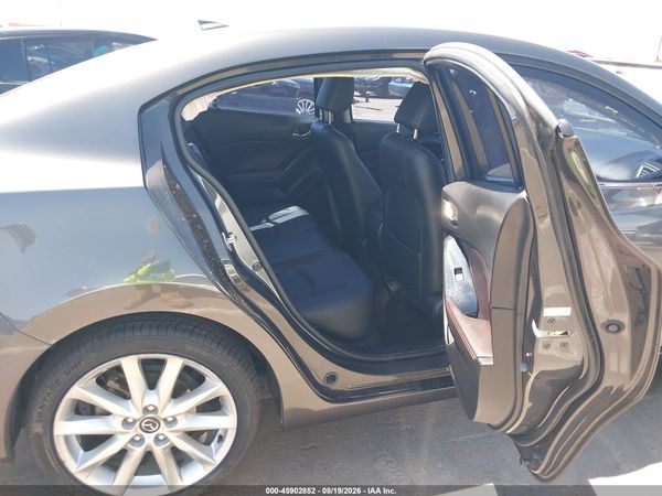 2017 MAZDA MAZDA3 GRAND TOURING