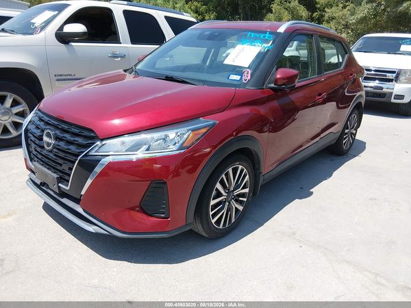 2022 NISSAN KICKS SV XTRONIC CVT — I2