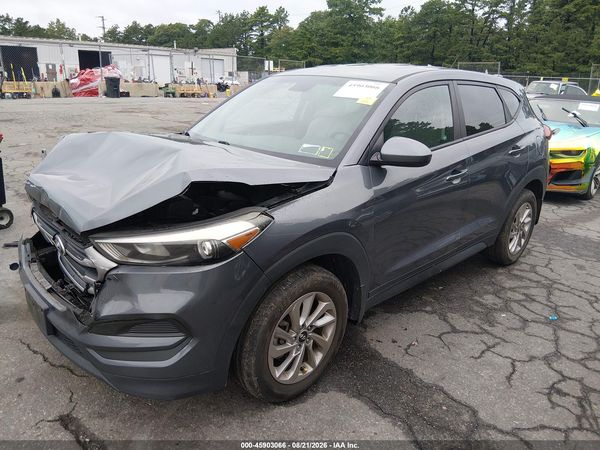 2018 HYUNDAI TUCSON SE — I2