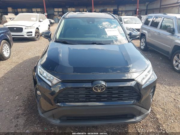 2019 TOYOTA RAV4 XLE