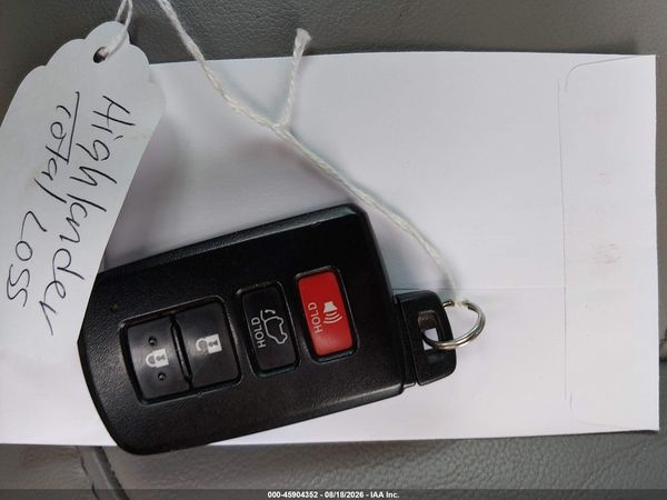 2018 TOYOTA HIGHLANDER XLE