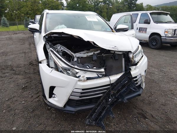 2018 TOYOTA HIGHLANDER XLE