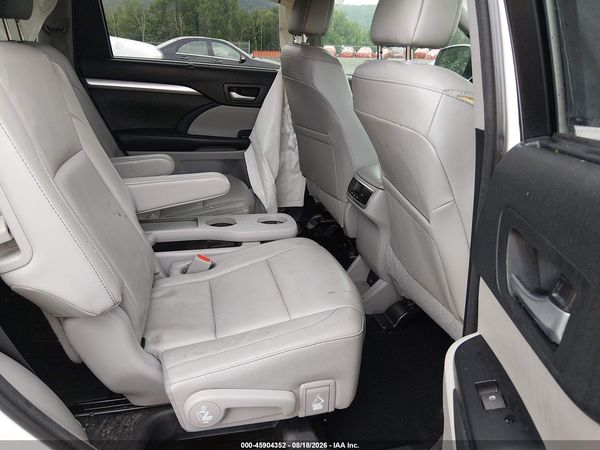 2018 TOYOTA HIGHLANDER XLE