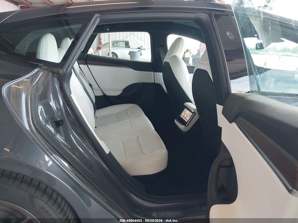 2022 TESLA MODEL S