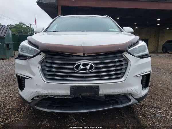 2017 HYUNDAI SANTA FE SE