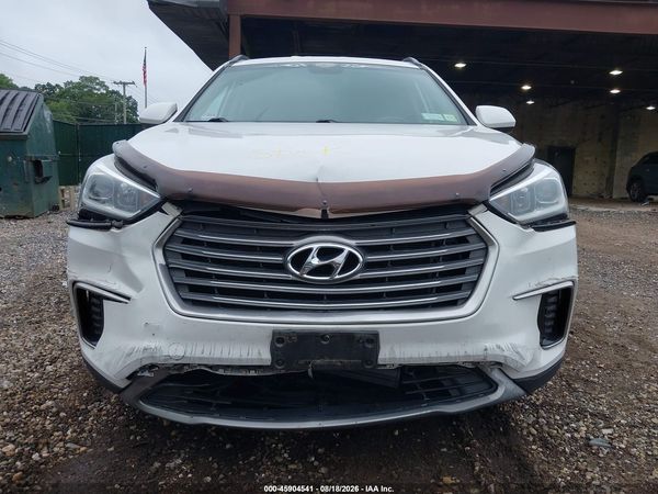 2017 HYUNDAI SANTA FE SE