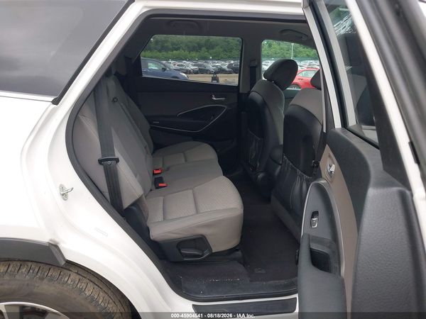 2017 HYUNDAI SANTA FE SE