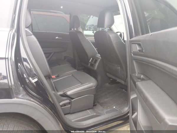 2021 VOLKSWAGEN ATLAS 3.6L V6 SE W/TECHNOLOGY — I8