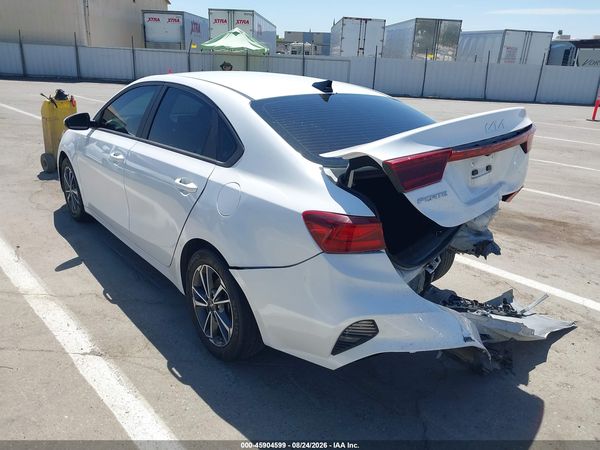 2023 KIA FORTE LXS — I3