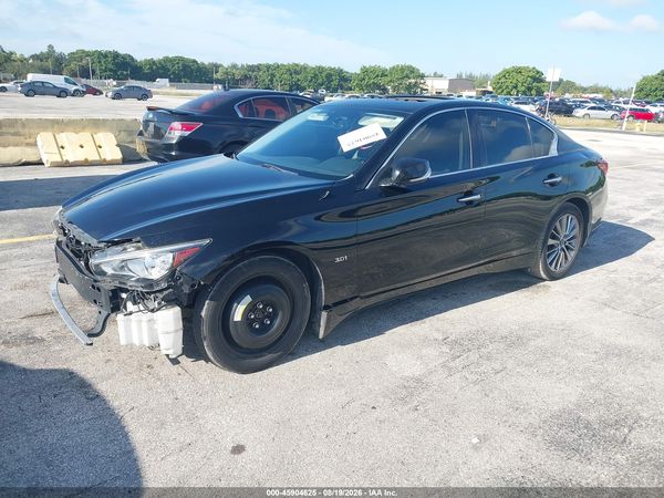 2018 INFINITI Q50 3.0T LUXE — I2